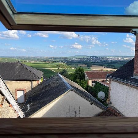 Willa Un Petit Coin Sous Les Toits Hautvillers Zewnętrze zdjęcie
